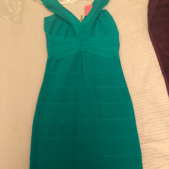 BEBE esmerald dress - Picture 1 of 3